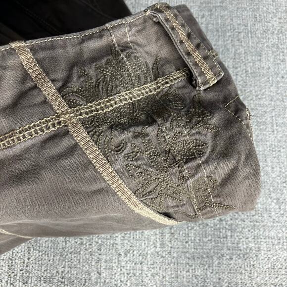 Eddie Bauer Cargo Pants Capri Women's Straight Brown Casual Relaxed Size 6 - Picture 8 of 16